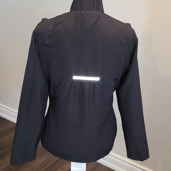 Reebok black lightweight spring jacket like new - Picture 10 of 13